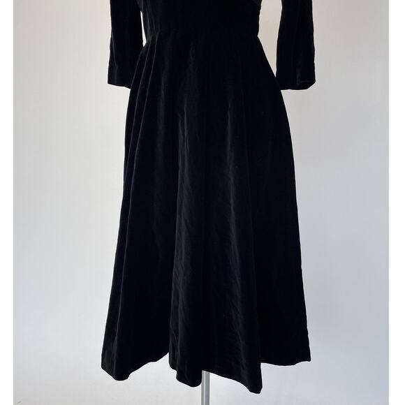 Vintage 60's Black Velvet Long Sleeve Dress / Sz S / Cocktail Holiday Retro Mod - Picture 4 of 9